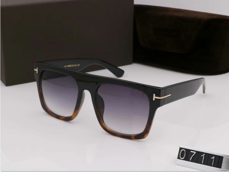 

Hot tom New Fashion Vintage Driving Sunglasse Women Men Outdoor Sports Designer Luxury Famous Mens Sunglasses Sun Glasses With Cases And Box