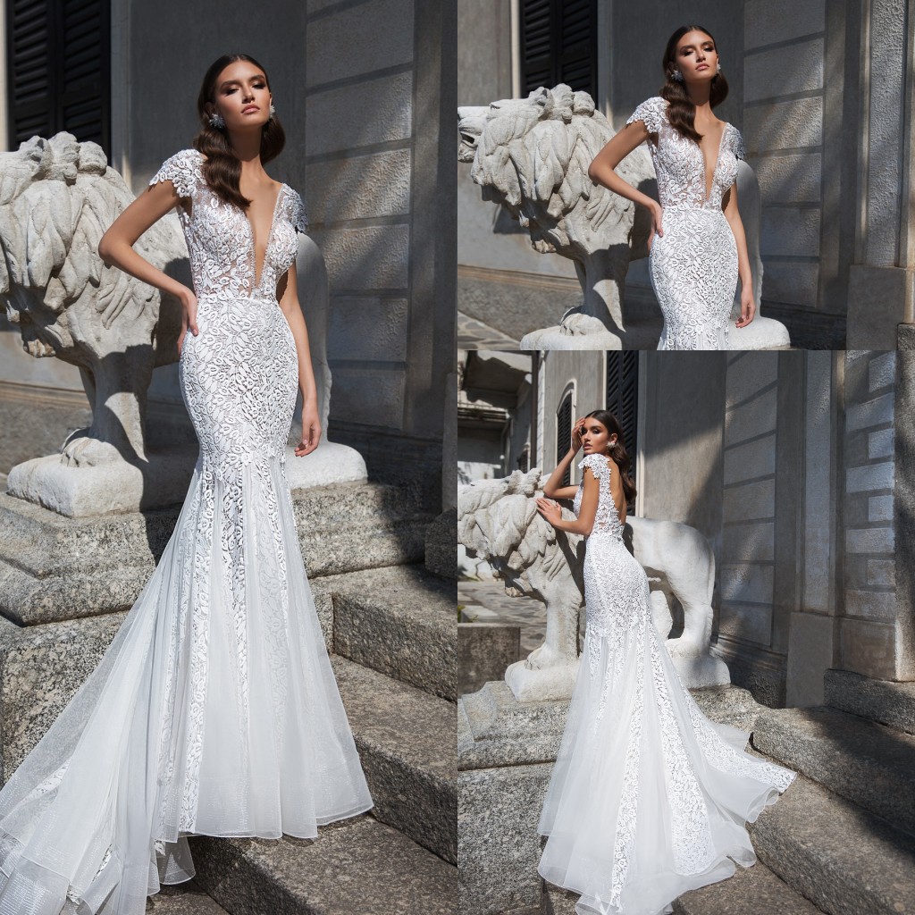 

2020 Mermaid Wedding Dresses V Neck Short Sleeves Lace Appliques Beach Bridal Gowns Custom Made Backless Sweep Train Robe De Mariee, Red