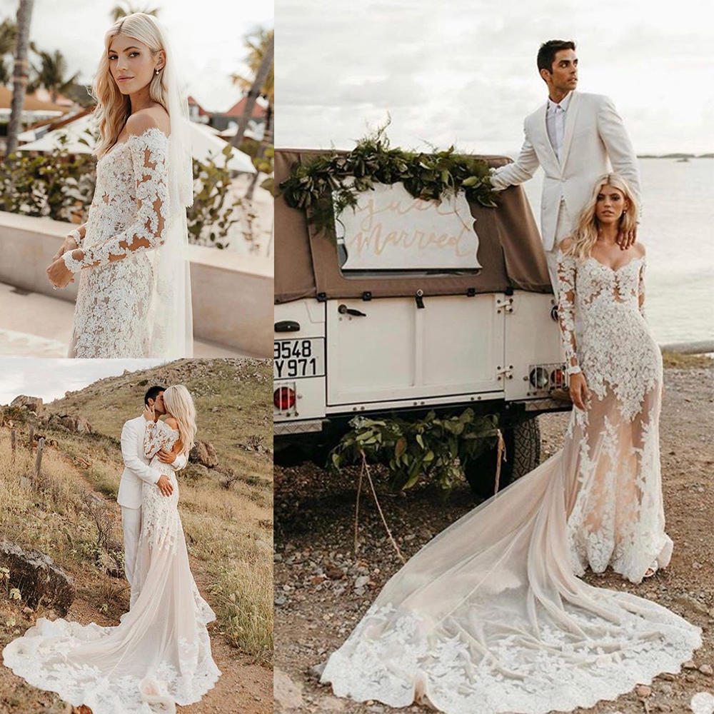 

2021 Bohemian Wedding Dresses Off Shoulder Long Sleeves Lace Appliques Bridal Gowns Hollow Back Sweep Train Mermaid Wedding Dress, Gold