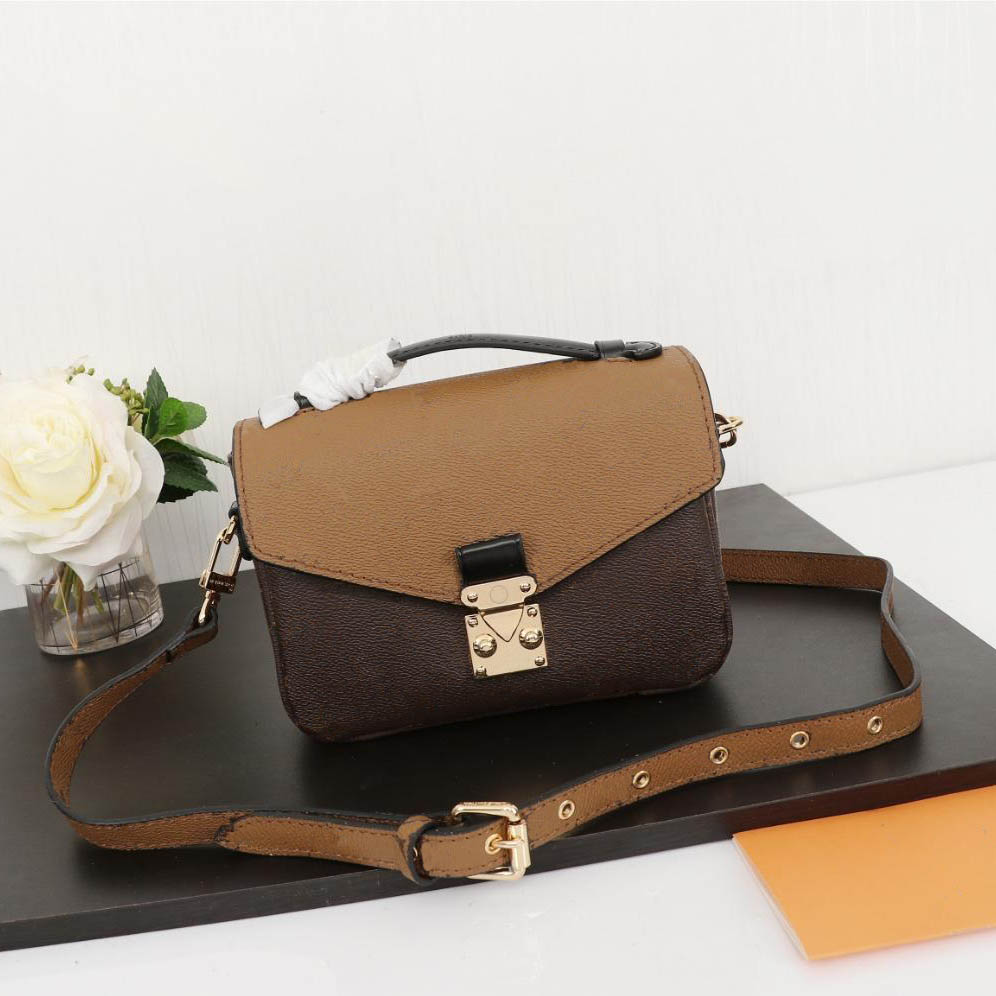 

Free shipping~ new style handbags purses women fashion bags High quality handbags purses Size 25*19*9 model M40780, Yellow letter