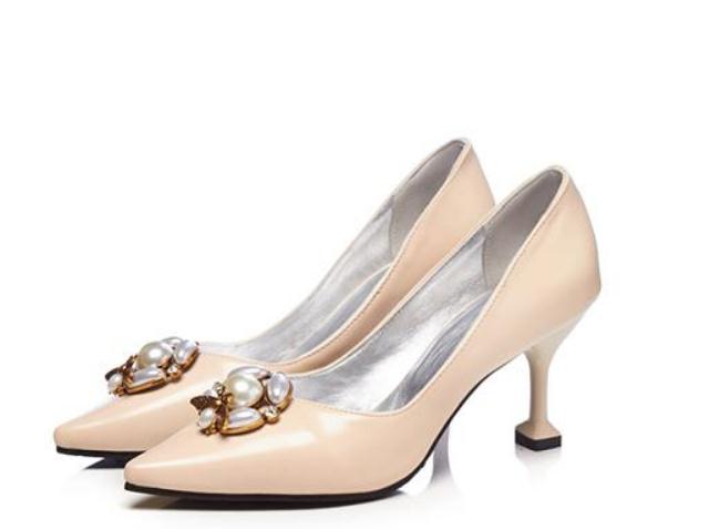 

Women's shoes in Spring and Autumn High fine heel pointed end water drill, Beige