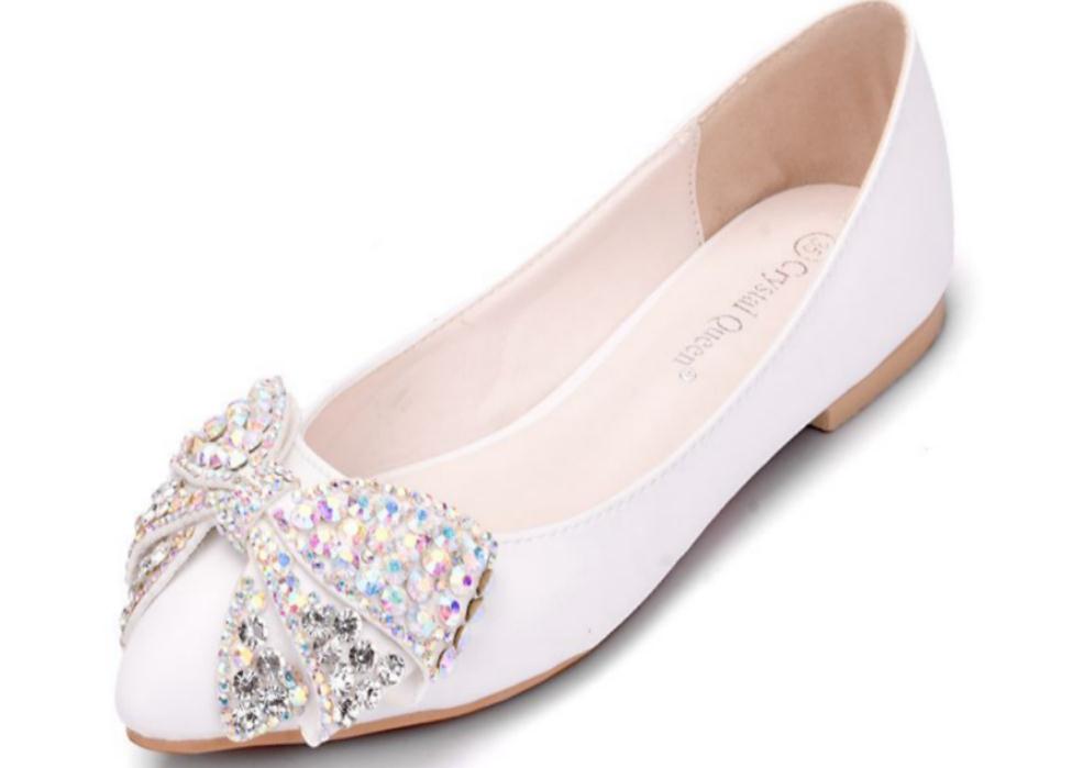 

2019 Women's shoes in Spring and Autumn with New style flat bottom pointed end bowknot water drill@NM349, White