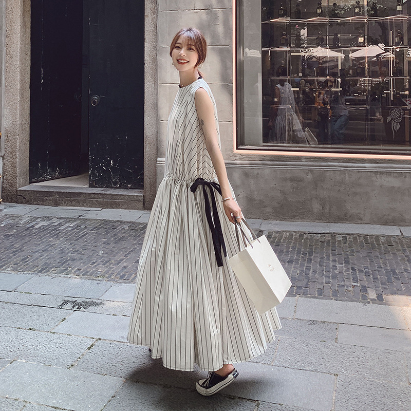 

2020 Women' Summer New White Striped Dress Chic Slim Retro Long Knee-to-Ankle Dress Temperament Was Thin and Loose in Summer