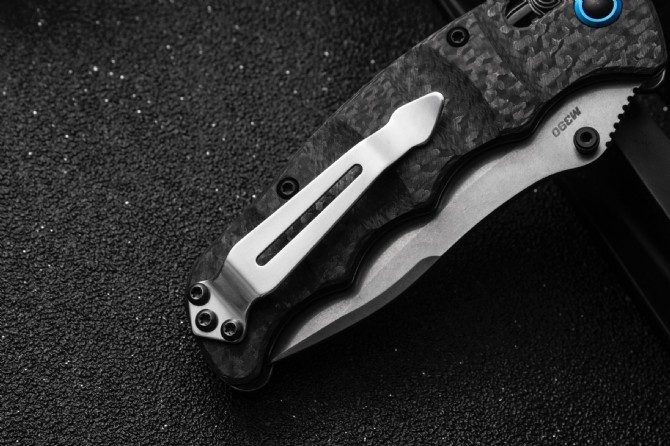 

New butterfly 484s-1 carbon fiber handle OEM Pocket EDC Knife Outdoor Survival Camping Knife original box Gift Knives bm940 943 bm176