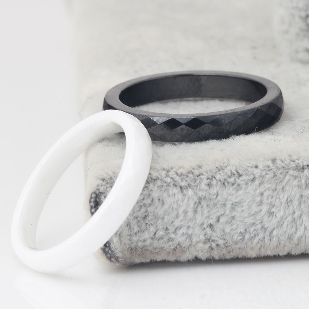 

FASHION Black/White Ceramic Ring Glossy 3MM Width Women Thin Ring Wedding Engagement Anniversary Jewelry Accessories bague femme