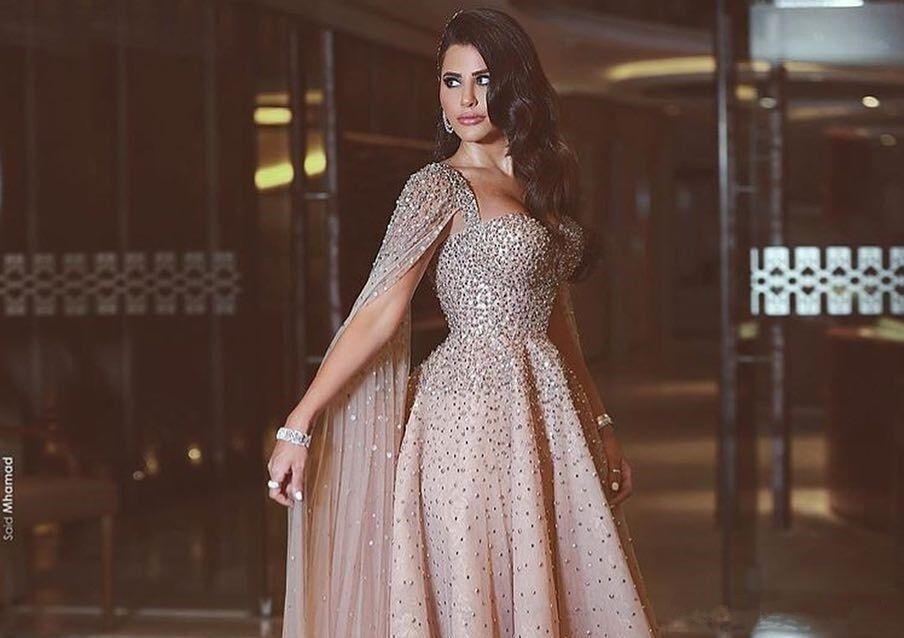 

Luxury Blush Pink Prom Dresses A Line Spaghetti Straps Beaded Crystals Floral Applique Wateau Train Rhinestone Formal Evening Party Gowns, Lilac