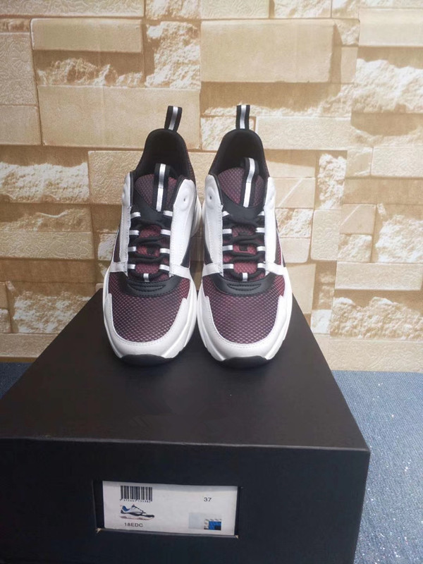 

New Paris 17FW Triple S Sneakers Mens Women Casual Shoes Triple S Clear Sole White Black Red Rainbow Sports Outdoor Dad Shoe, 01