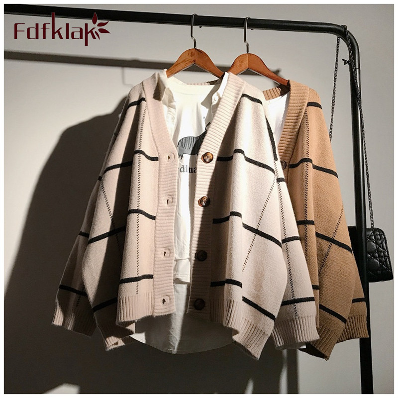 

Fdfklak 2020 New net red plaid sweater cardigan female jacket Korean loose autumn winter thick knit top lazy style knitted coat, Black