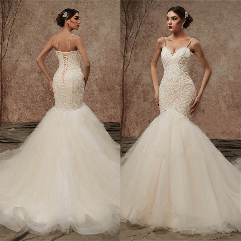

Design Champagne Wedding Bride Dress Spaghetti Straps Lace Appliques Pearls Mermaid Vintage Bridal Gowns 2020 Custom, Red