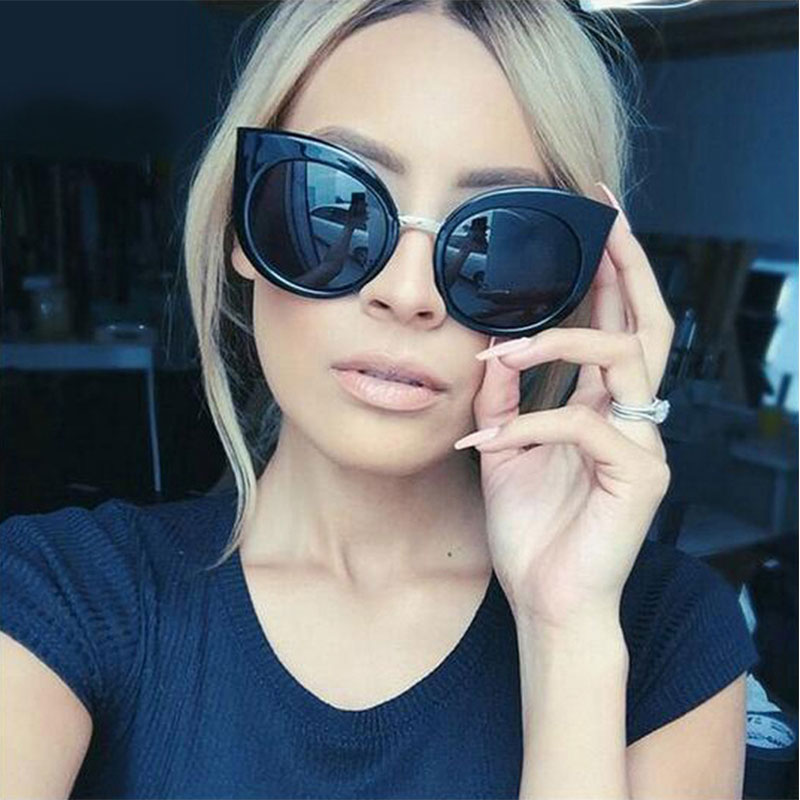 

Q Fashion Cat Eye Sun Glasses Women Brand Vintage Sunglasses Female Goggles UV400 Q