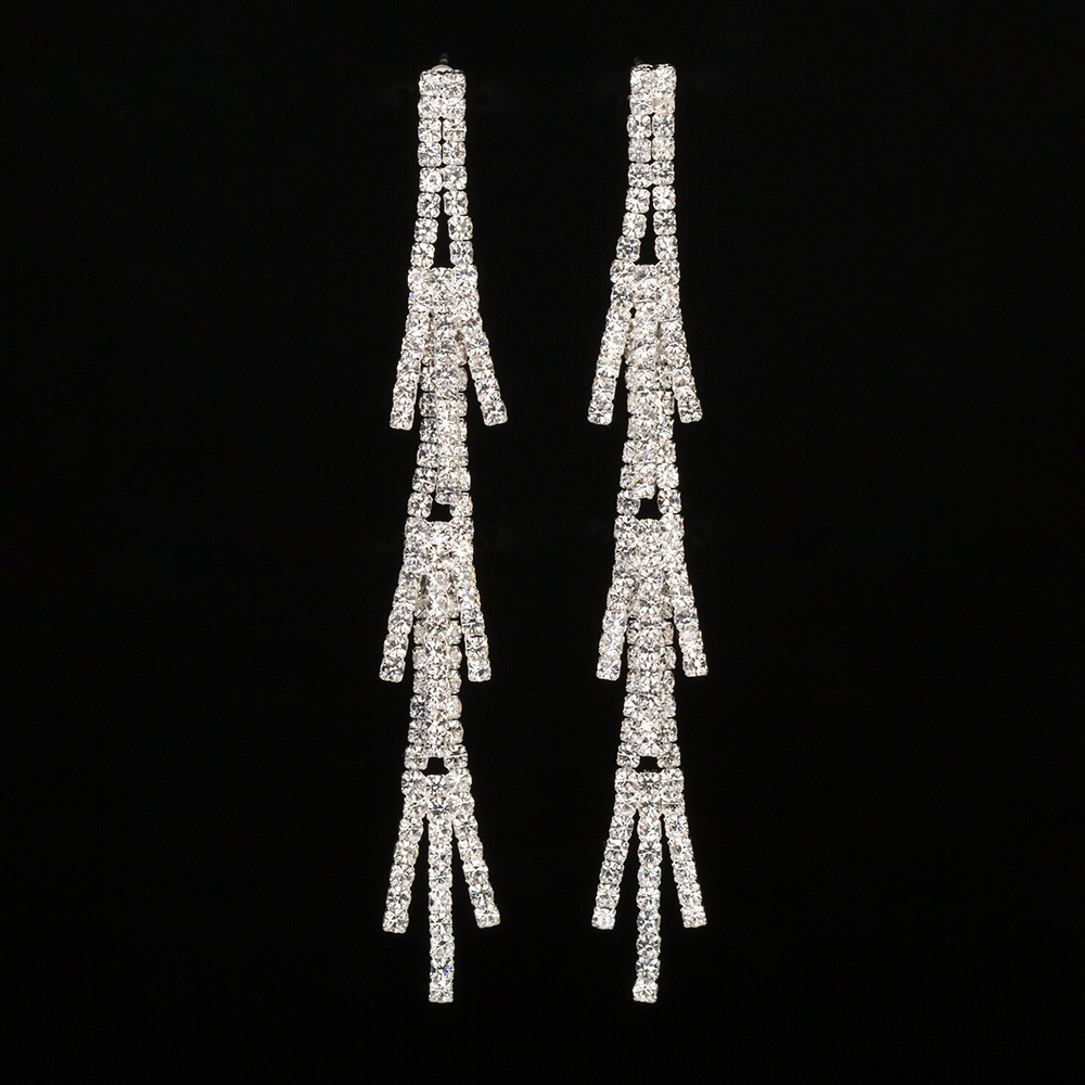 

With The Wind Exaggeration Long Fund Earrings Temperament Ear Nail Woman Alloy Auricular Needling Defence Allergy Ornaments