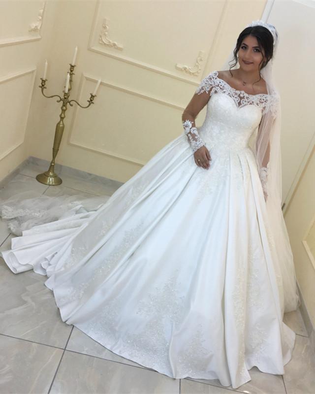 

2020 Modern Plus Size Arabic Wedding Dresses Ball Gown Wedding Gowns Long Sleeves Bateau Neckline Sweep Train Satin Lace Bride Dress, Coral