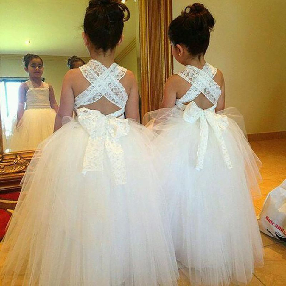 New Long Flower Girl Dress with Appliques Beading Buttons First Communion Gowns Sleeveless New Arrivals Custom Made