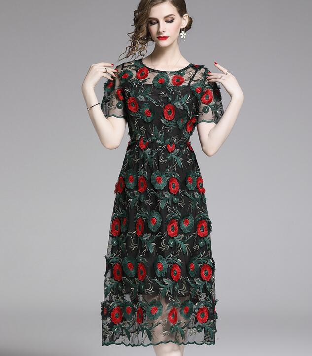 

crew neck short sleeve heavy red green Flora embroidery gauze black women lace dresses A-line street style dresses Mid-Calf