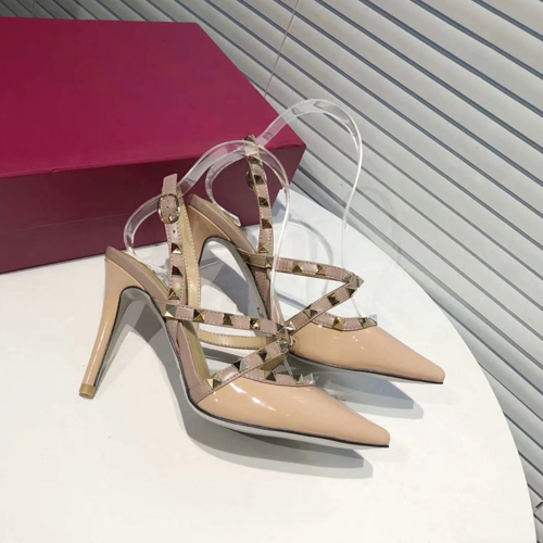 

High quality Sandals shoes 2022 designers patent leather high heels and sexy style Letters wedding swoman, Black