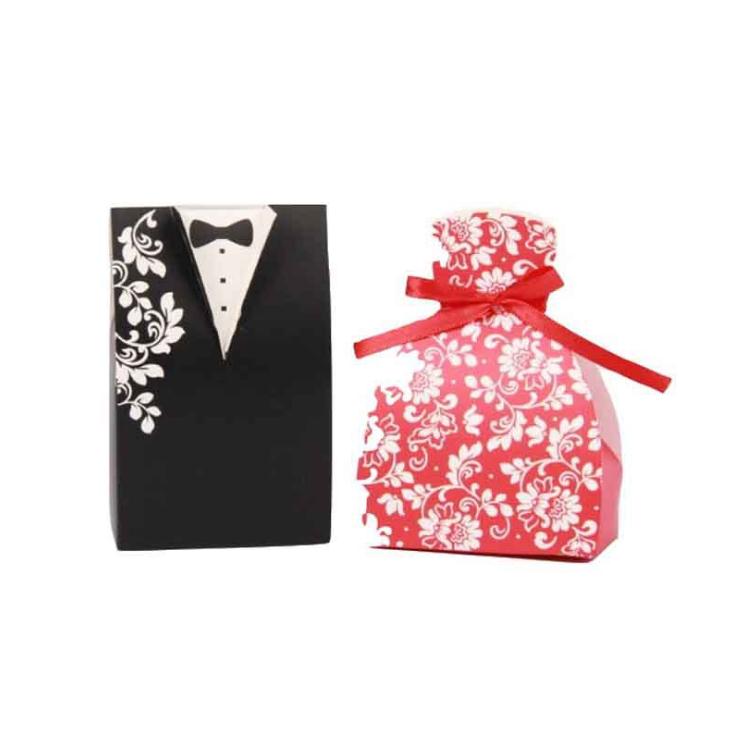 

Folding Bride Groom Shape Gift Packing Box With Red Ribbon Wedding Favor Boxes Candy Boxes Packing Wedding