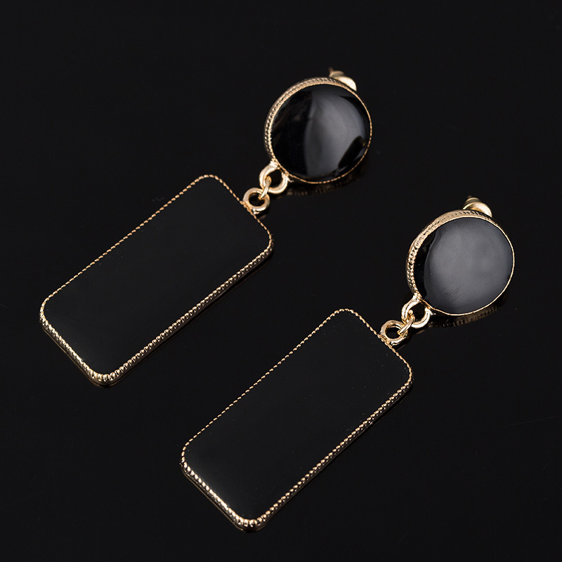 

Originality Personality Alloy Roast Paint Long Square Human Form Ear Nail Earrings