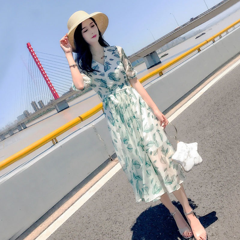 

2020 New Summer Small Floral Chiffon Dress Mid-length Ankle-Length Regular Empire V-Neck Print A-Line Office Lady Dress, Light grey