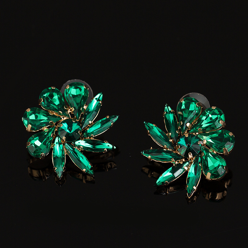 

Ornaments Small Ornaments Multicolor Diamond Ear Nail Earring Earrings Woman