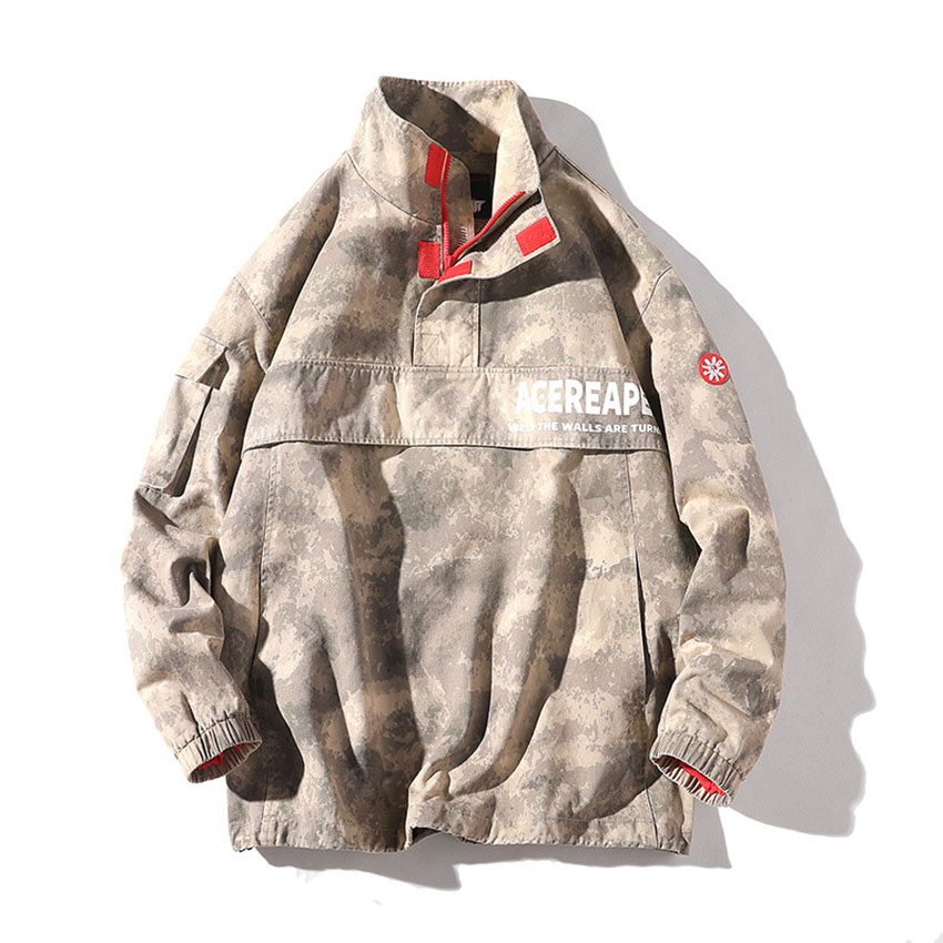 

Free shipping 2018 Autumn new men's wear, multi bag, camouflage jacket, men's day coat tide. cxy150