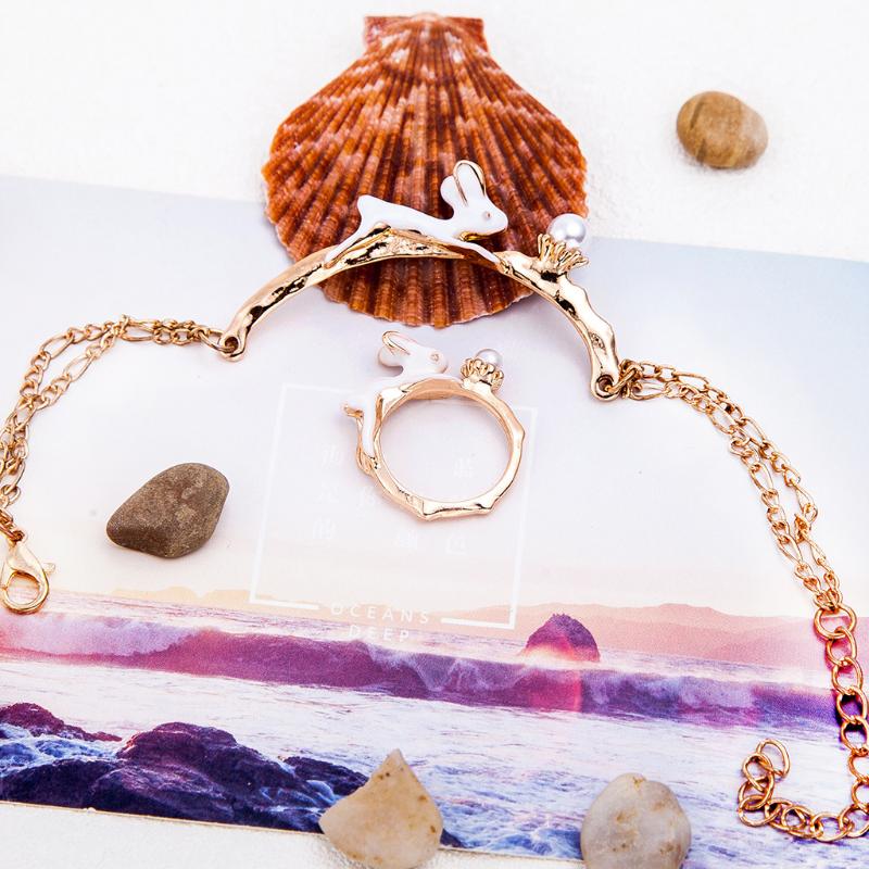 

Charm Bracelets European And American Foreign Trade Pearl Oil Bracelet Ring Cute Hee Surrounded By Three-dimensional Hair Clip