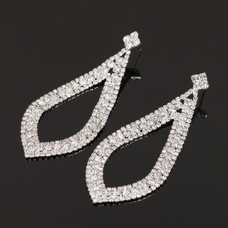 

Exaggeration Alloy Zirconium Shi Erhuan Eardrop Woman Personality Temperament Long Fund Drip Earring Ornaments