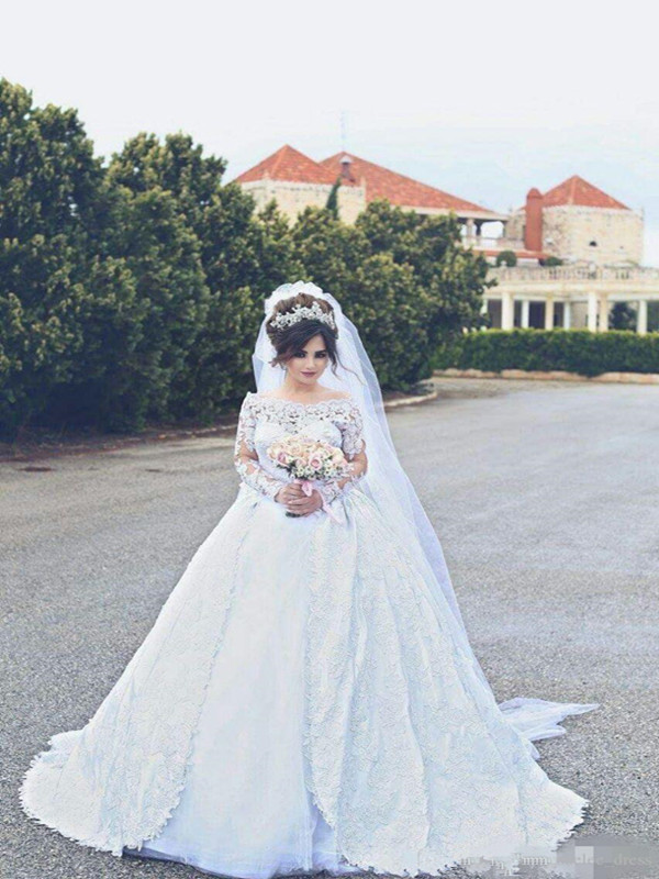 

Elegant Bateau Ballgown Wedding Dresses Long Sleeves Scalloped Neckline Covered Buttons Back Chapel Train Lace Applique Tiered Wedding Gown, Purple