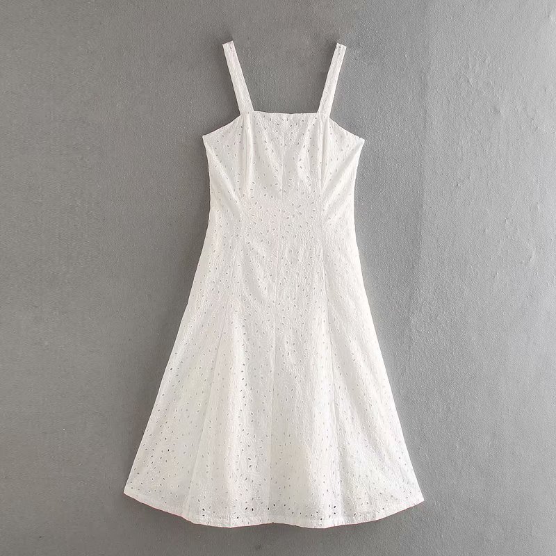 

2020 women fashion hollow out embroidery white sling dress female back zipper spaghetti strap midi vestidos chic dresses DS3838, As pic ds3838cc