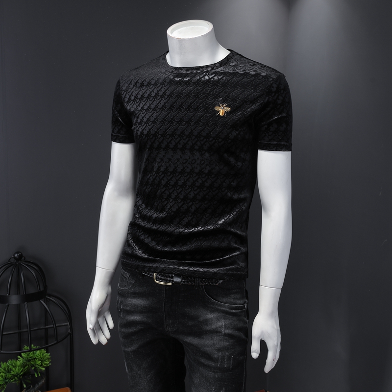 

2020 new short-sleeved men's fashion casual embossed t-shirt tide brand trend Korean version of the wild men's compassionate Slim, Black