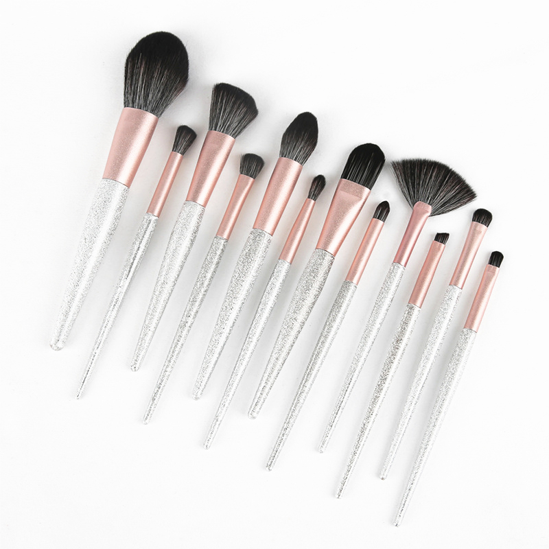 

12pcs Makeup Brushes set Silver Glitter Matting Plastic Handle Fan Brush Powder Blusher Foundation Make up Tools Kit