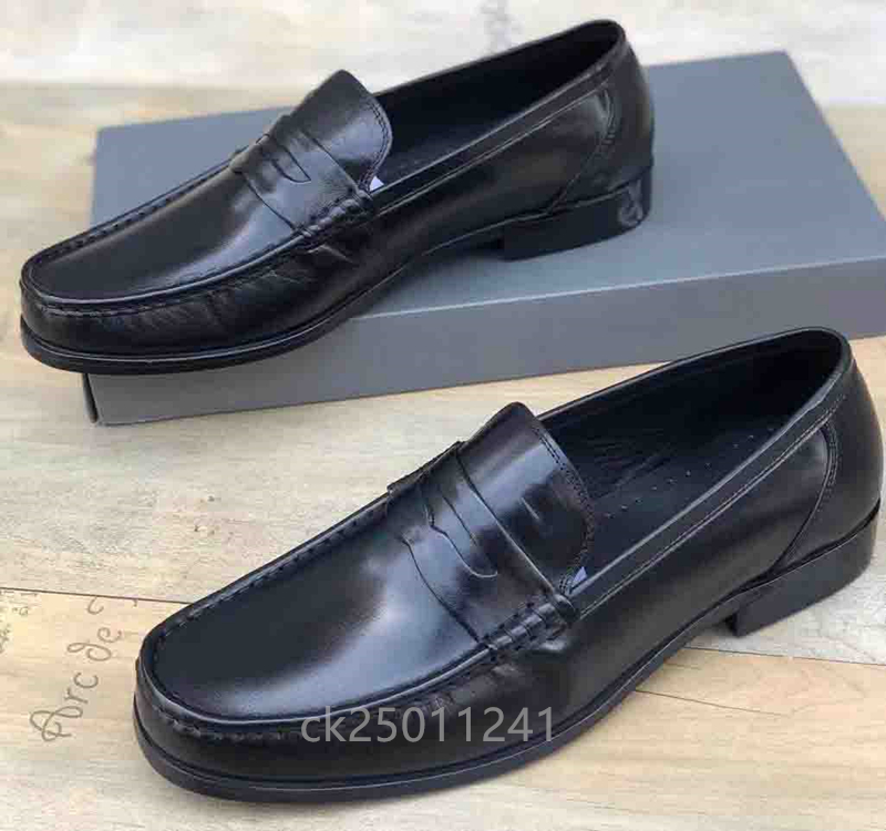 chaussures styliste marque Business casual sandales estamper délicat travail manuel tête couche vachette chaussures en cuir haut de gamme ck25011