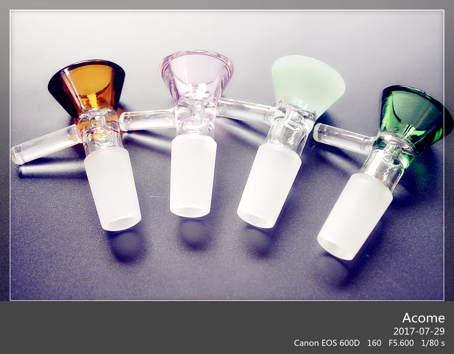 

QBsomk New Glass Bow Tobacco And Herb Dry Bowl Slide For Glass Bong And Pipes 14mm 18mm Male Joint Glass Bowl With Handle