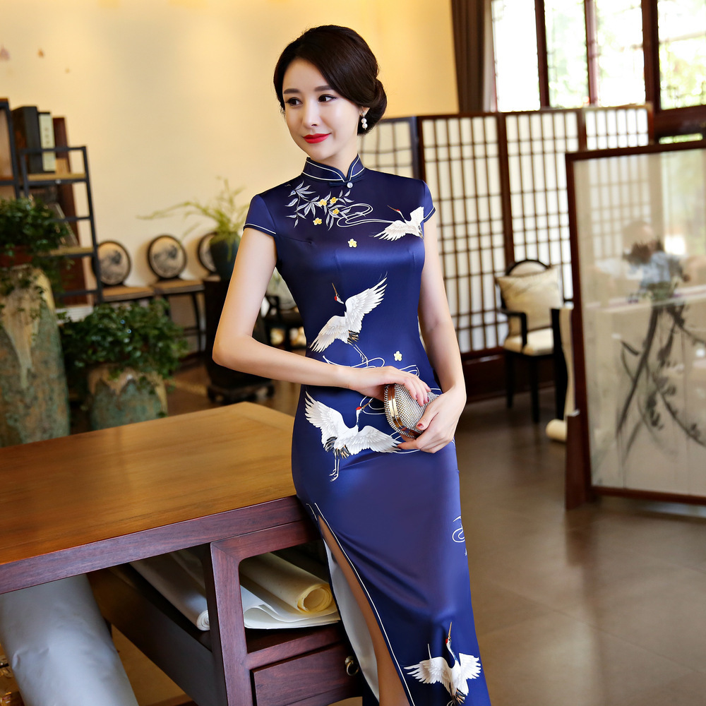 2020 Hot Sale Traditional Chinese Dresses Women Long Qipao Dress New Silk Satin Qipao Sexy Slim 