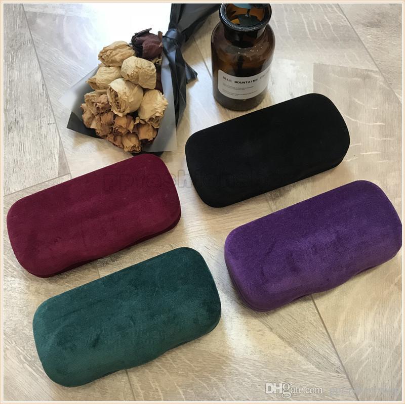 

New bee glasses box color suede sunglasses case brand red green sunglasses bag cloth 4 colors