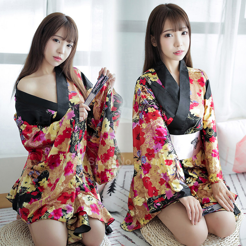 Short Style Women Japanese Kimono Dress Traditional Floral Sexy Sleepwear Pajamas V-neck Satin Smooth Bathing Robe Yukata