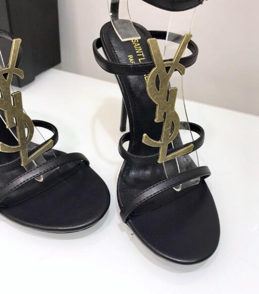 Black/Gold