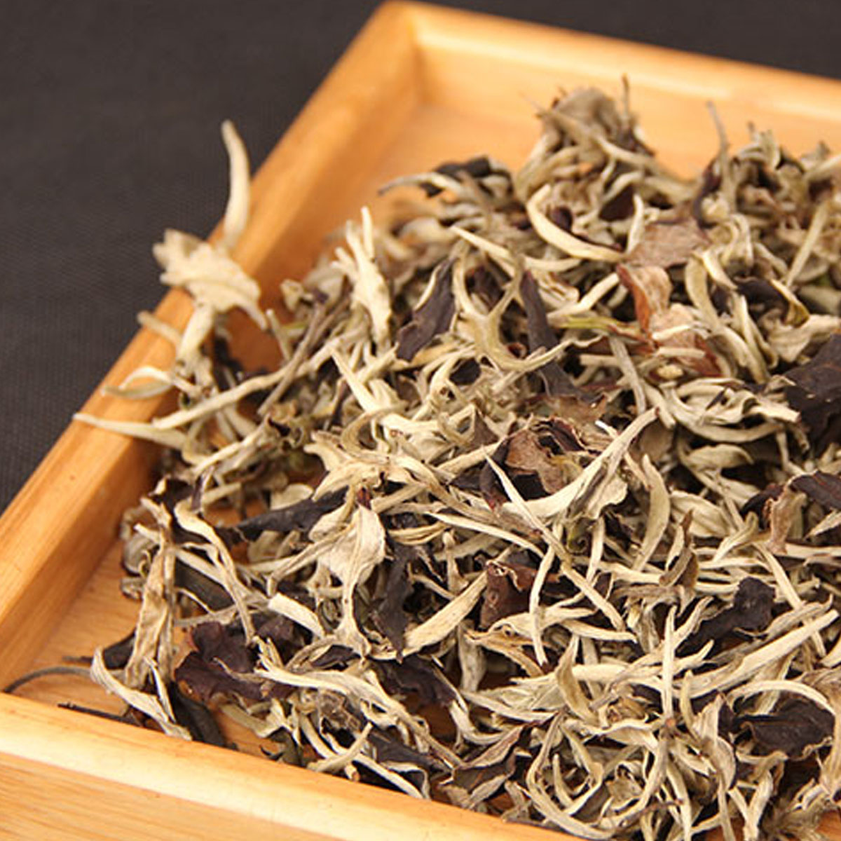 

Raw Pu Er Tea Moonlight White Beauty Loose Pu er Tea Organic Pu'er Green Puer Oldest Tree Natural Puerh Tea