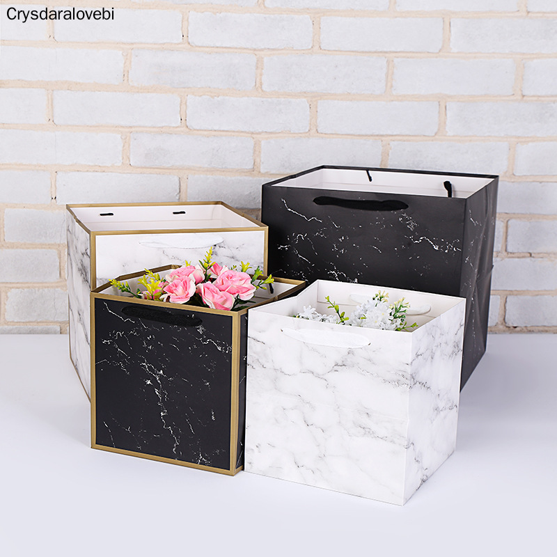 

2019 New Creative Marble Paper Gift Bags Packaging Boxes Gift Bags Durable Shopping Wedding Party Multi Purpose Party