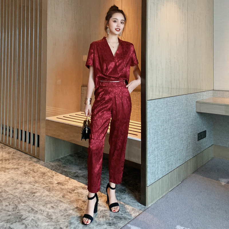 

Lady New Zip V-neck Overalls Women 2020 Personality Rompers Womens Casual Slim Jumpsuits Jacquard Jumpsuit, Burgundy