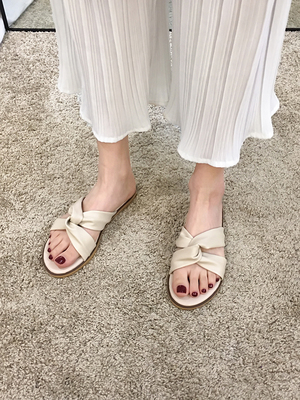 

Women's slippers wear 2020 summer new Korean fashion wild net red ins fairy style casual word drag, Beige