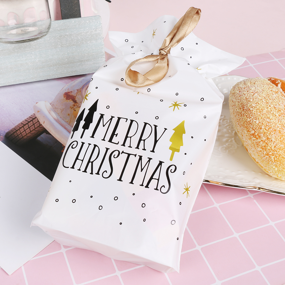 

6/12Pcs Merry Christmas Gift Bag Cookie Candy Snowflake Crisp Bag Handmade Soap Drawstring Christmas Party New Year Gifts
