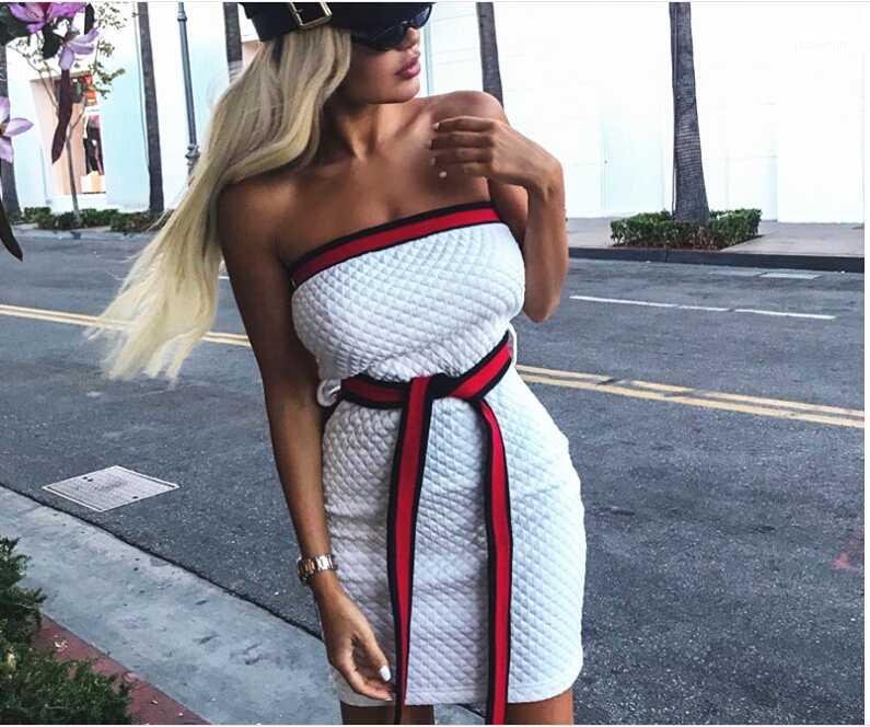 Robe serrée décontractée Femmes Mode 2019 Sexy Stretch Slim Robes Dames Été Rayé Réservoir Mini Robe1