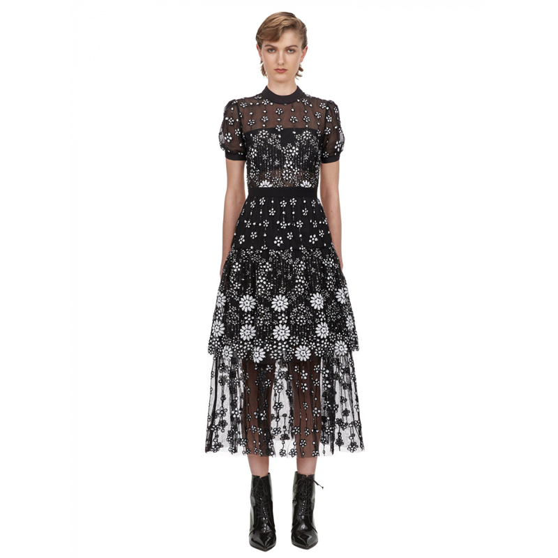 

2020 Sexy A Line Black O Neck Runway Women Dresses New arrive women lace dress round collor short sleeve female black flower midi dress, Same as picture