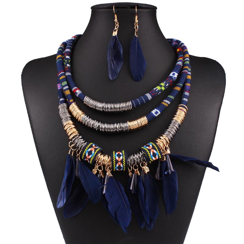 corde pendentif plume de la mode collier ethnique collier pompon multi-couches et boucles d'oreilles femme ensemble de bijoux