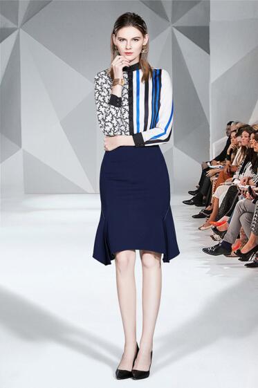 

Fall European and American contrast color fashion striped shirt + package hip fishtail skirt suit, As the picture