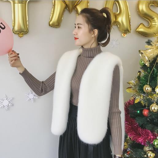

Furry Women Faux Fur Coats 2019 Faux Fur Women Ladies Sleeveless Big Gilet Vest Winter Outerwear Vintage Waistcoats M877, Silver