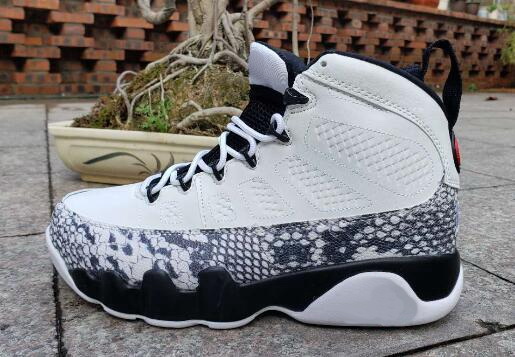 

J9 White Black Snake basketball shoes,Trainers cheap Sports Shoes,Training Sneakers,fashionable best sports running shoes for men boots