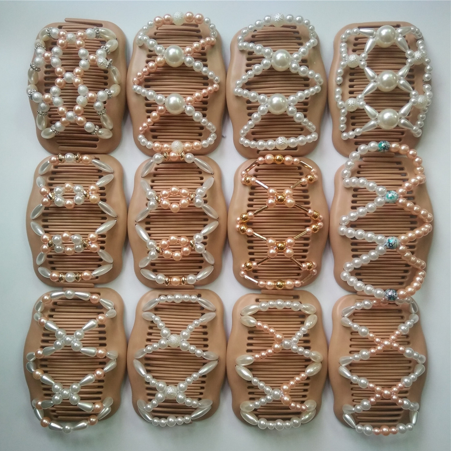 

Mixed Cute Designer Headband Wooden Hair Combs Magic Comb Double Row Insert Magic Hair Clips Handmade Beaded Hair Accessories for Women