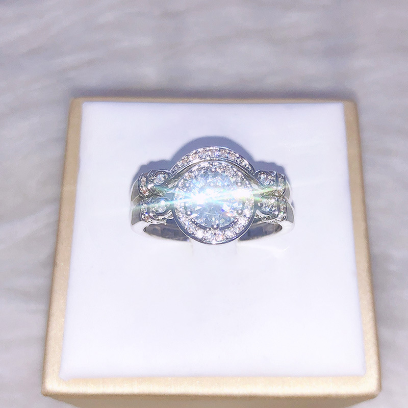 

New Luxurious Double-deck Set Ring Round Zircon Ring