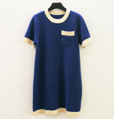 

New blue loose collar wool knitted dress in early spring 2020